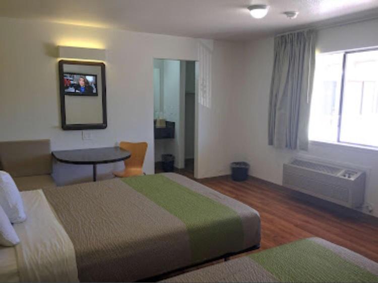 American Inn هاوثورن المظهر الخارجي الصورة
