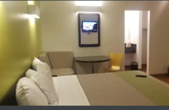 American Inn هاوثورن المظهر الخارجي الصورة